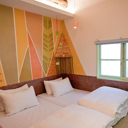 Bed and Breakfast My Way House 好巷一弄民宿 Тайнань Экстерьер фото